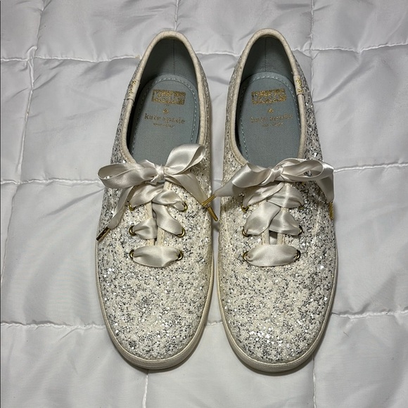 Keds X Kate Spade New York
Glitter Sneakers - Picture 2 of 9